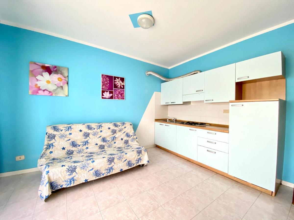 Residence Cristoforo Colombo - Carraro Immobiliare - Family Apartments カオルレ エクステリア 写真